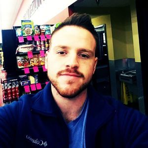 Meet your Posher, Casey